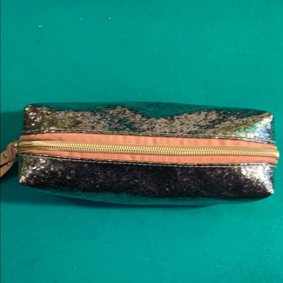 Glitter makeup bag EUC - Picture 2 of 4